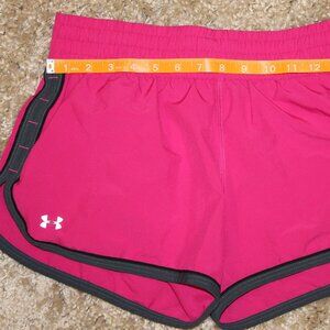 Under Armour Semi-Fitted Heat Gear Shorts - Size M